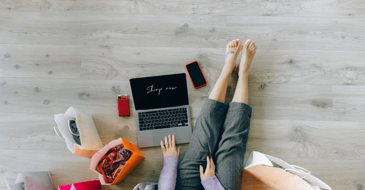 Cómo comprar moda en línea de forma segura: 10 consejos útiles