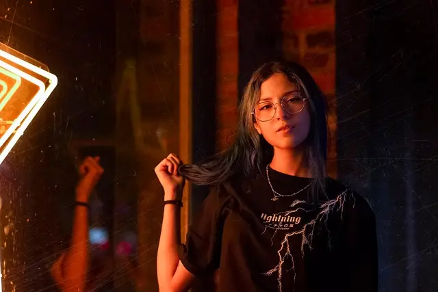 Las últimas tendencias de moda en línea que debes conocer