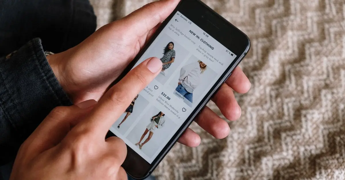 Cómo elegir la mejor ropa en línea para tu estilo personal